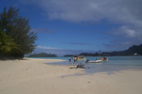 Rarotonga Gina Ashworth