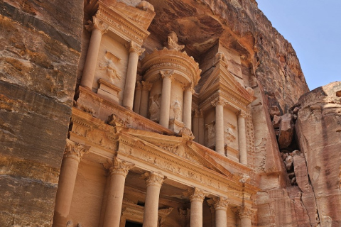 Petra Jordan Lynda Matoe